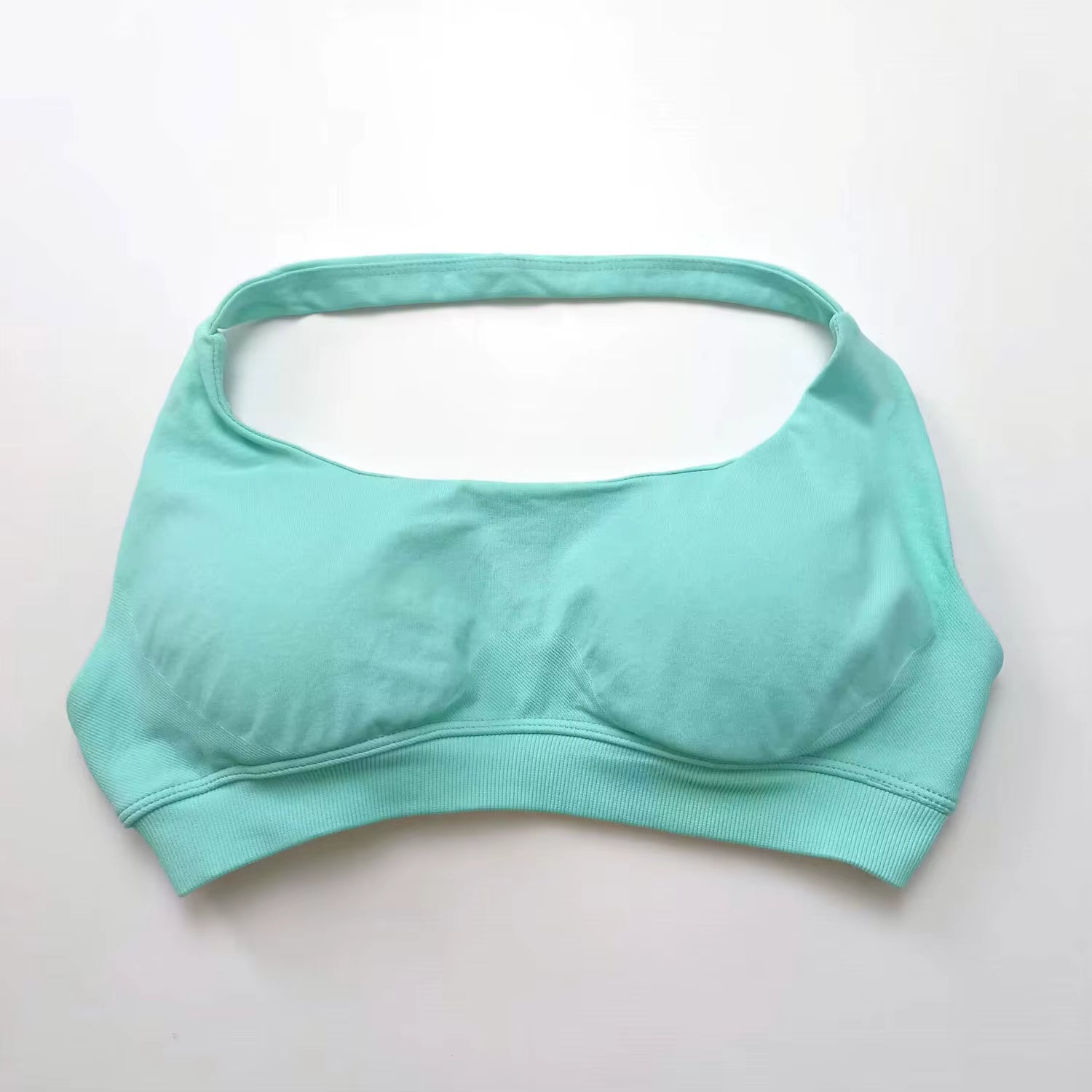 High Support Seamless Halter Sports Bra for Women - Open Back Design for Gym, Yoga, and Fitness Activities