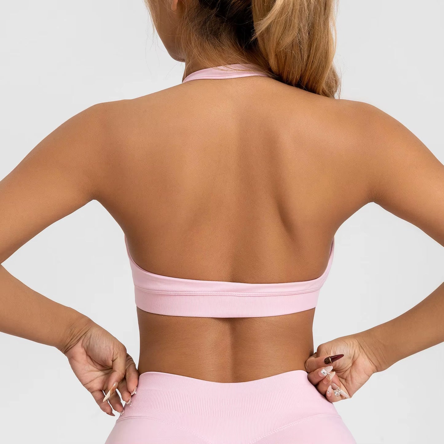 High Support Seamless Halter Sports Bra for Women - Open Back Design for Gym, Yoga, and Fitness Activities