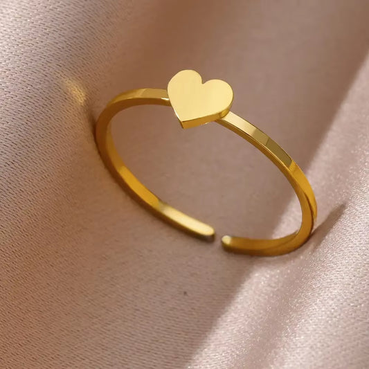 Stainless Steel Aesthetic Heart Wedding Ring for Women - Vintage Gold Color, Waterproof Jewelry, Ideal for Prom and Gifting